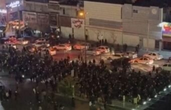 নতুন তথ্য জানালেন ইরানি কর্মকর্তা, নিহত অন্তত ২ হাজার