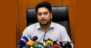 ক্ষমতার স্বাদ পেয়ে জনগণের কথা ভুলে গেছে বিএনপি: নাহিদ ইসলাম