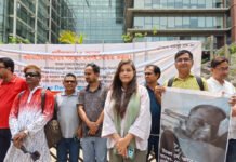 বকেয়া পরিশোধের দাবিতে গ্রামীণফোনের সাবেক কর্মীদের গণসমাবেশ